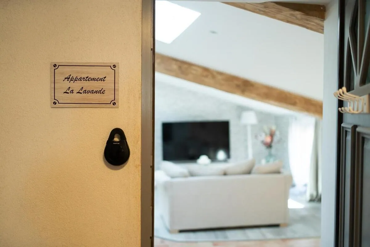 Le Lavandin Classe 3 Etoiles Riez Appartement